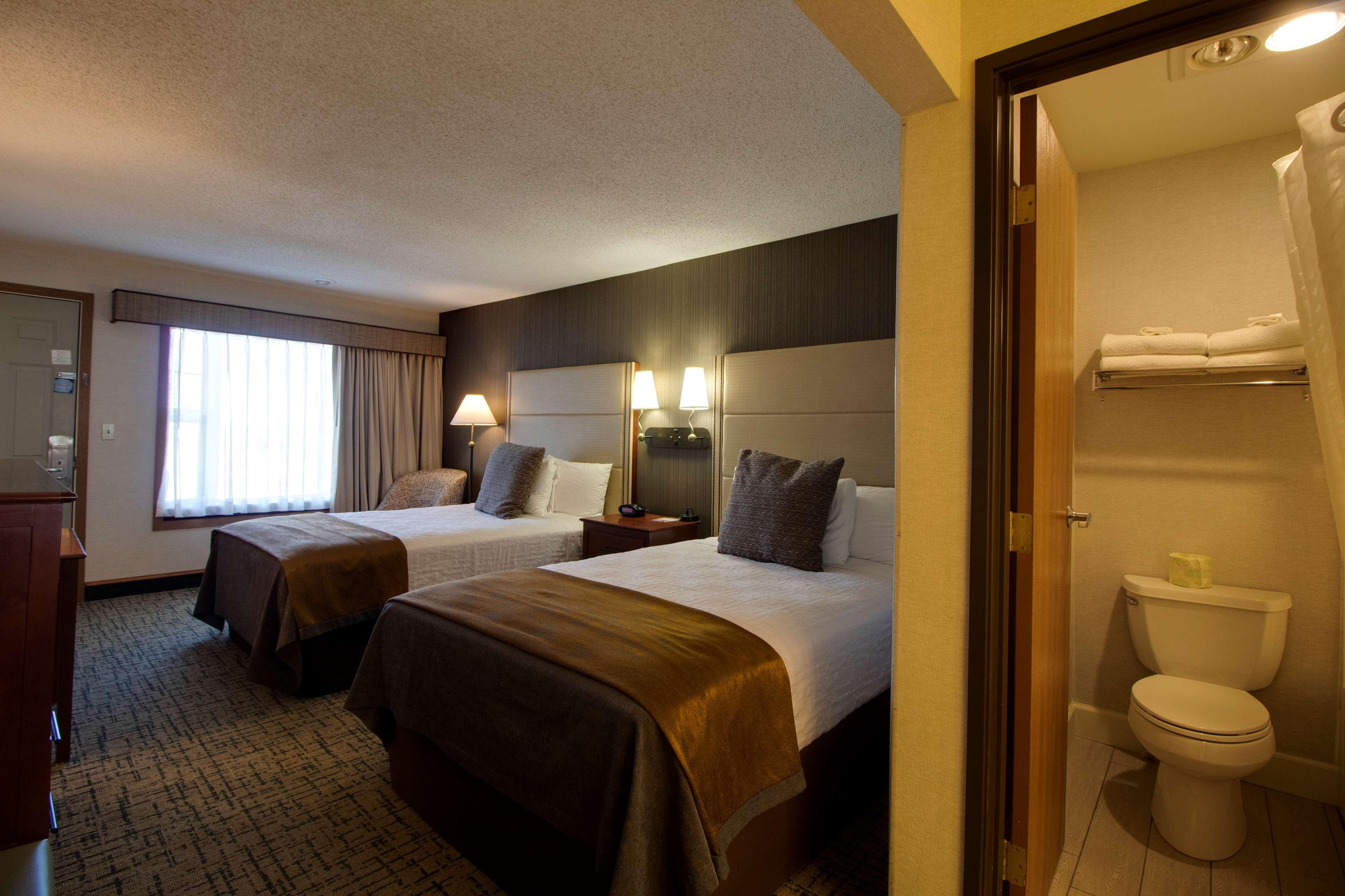 เบสต์ เวสเทิร์น ฮาร์เบอร์ พอยต์ เลคฟรอนต์ Hotel เซนต์อิกเนซ ภายนอก รูปภาพ